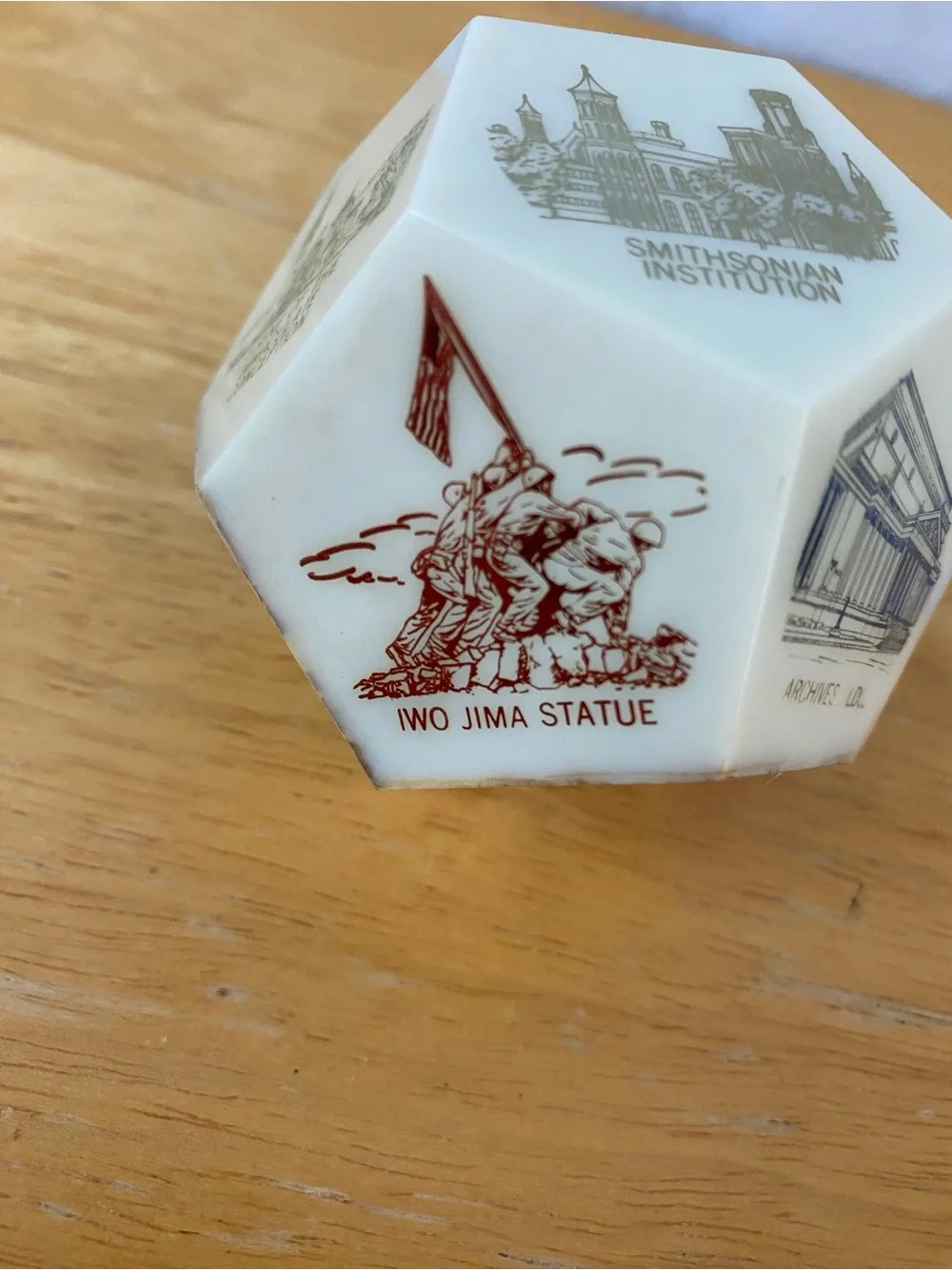 Vintage Washington D.C. Landmarks Paperweight Souvenir Dodecahedron